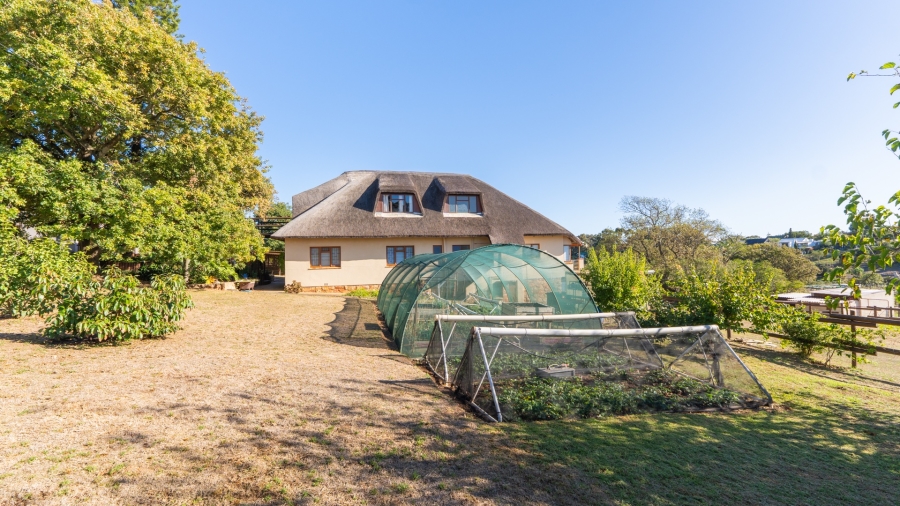 4 Bedroom Property for Sale in Napier Western Cape